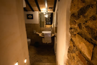 Holiday apartment for 2 with private bathroom San Gimignano